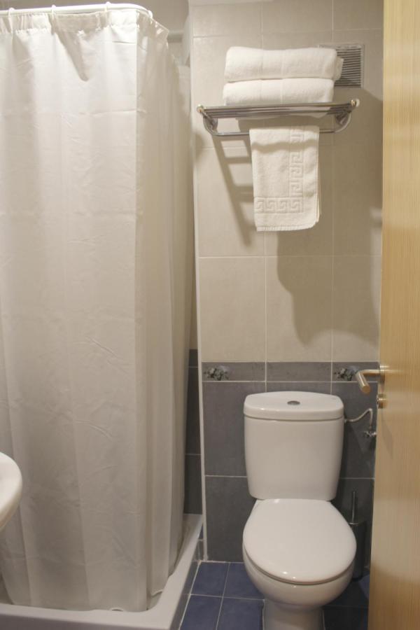 Hotel Antonio Ponz Toras ภายนอก รูปภาพ